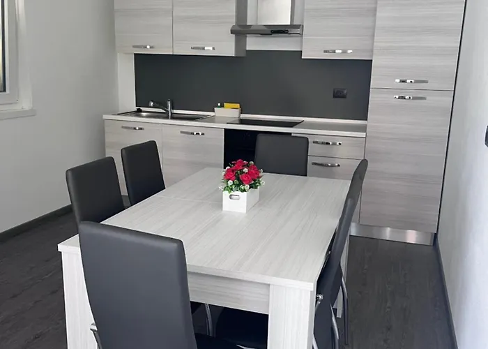 Colombaio Con Idromassaggio A 10 Min Dal Di Holiday home *