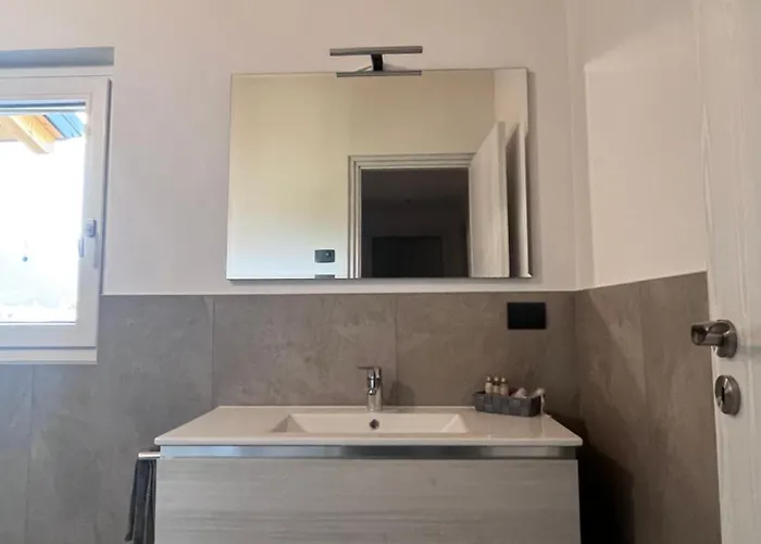 Colombaio Con Idromassaggio A 10 Min Dal Di * Cresciasca